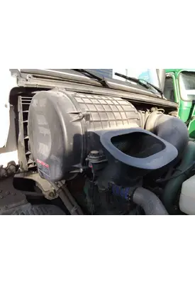VOLVO VNR AIR CLEANER