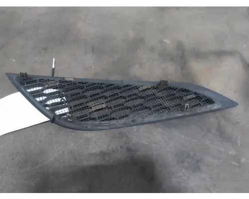 VOLVO VNR AIR INTAKE LOUVERCOVER