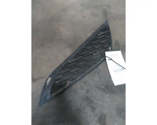 VOLVO VNR AIR INTAKE LOUVERCOVER
