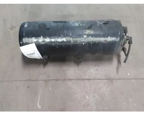 VOLVO VNR AIR TANK