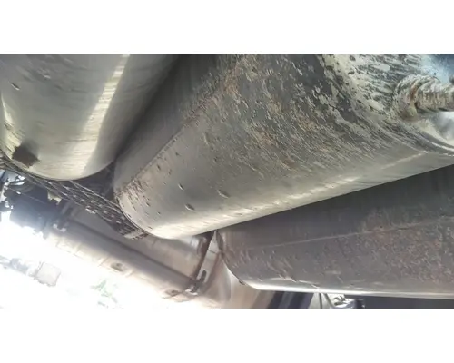 VOLVO VNR AIR TANK