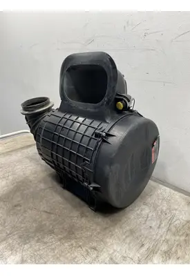 VOLVO VNR Air Cleaner