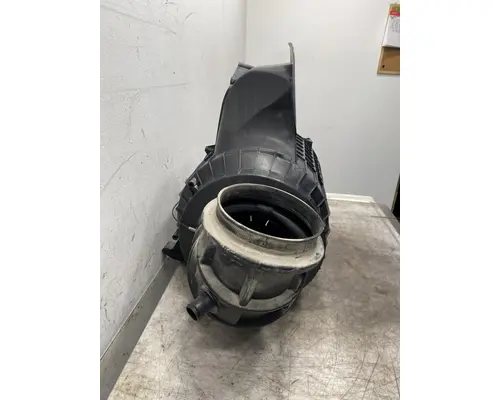 VOLVO VNR Air Cleaner