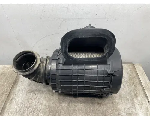 VOLVO VNR Air Cleaner