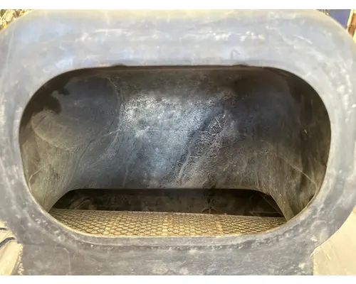 VOLVO VNR Air Cleaner