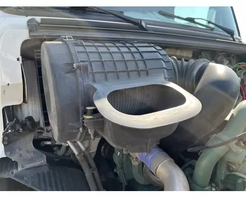 VOLVO VNR Air Cleaner