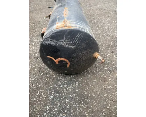 VOLVO VNR Air Tank
