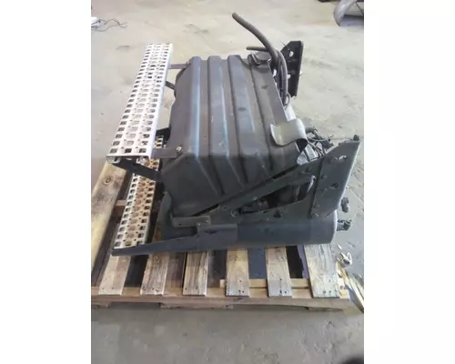 VOLVO VNR BATTERY BOX