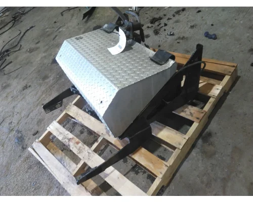 VOLVO VNR BATTERY BOX