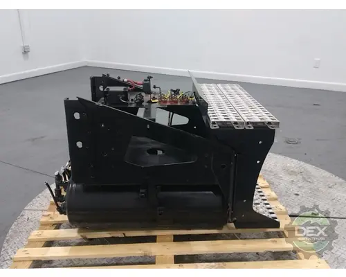 VOLVO VNR Battery Box