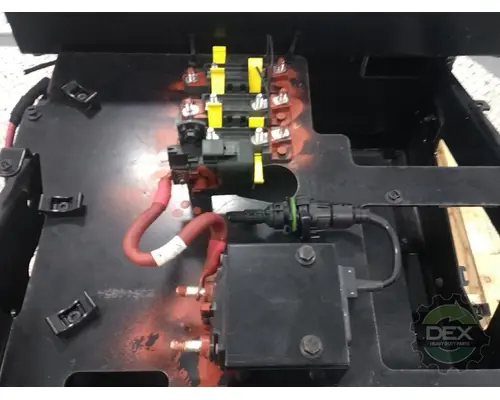VOLVO VNR Battery Box