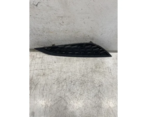 VOLVO VNR Body Parts, Misc.