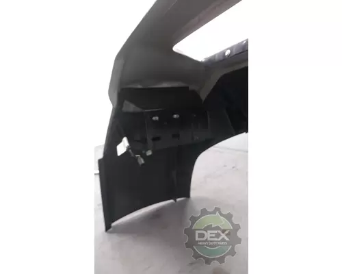 VOLVO VNR Bumper Assembly, Front