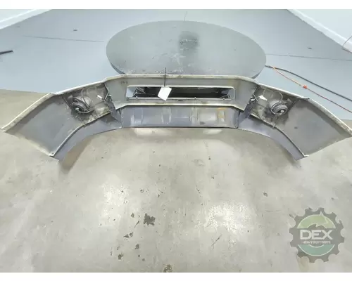 VOLVO VNR Bumper Assembly, Front