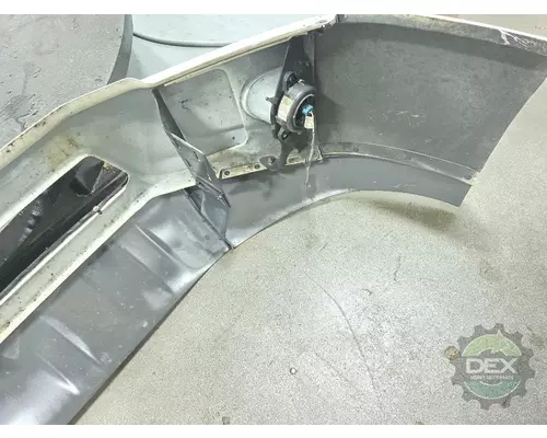 VOLVO VNR Bumper Assembly, Front