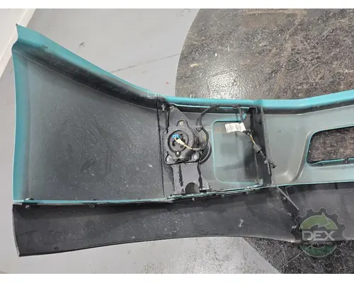 VOLVO VNR Bumper Assembly, Front