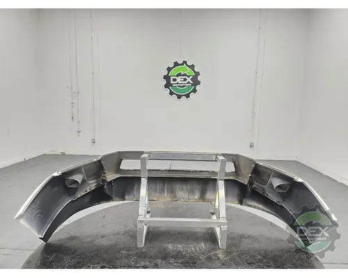 VOLVO VNR Bumper Assembly, Front