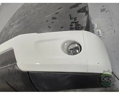 VOLVO VNR Bumper Assembly, Front