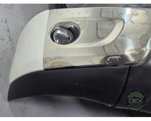 VOLVO VNR Bumper Assembly, Front