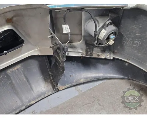 VOLVO VNR Bumper Assembly, Front