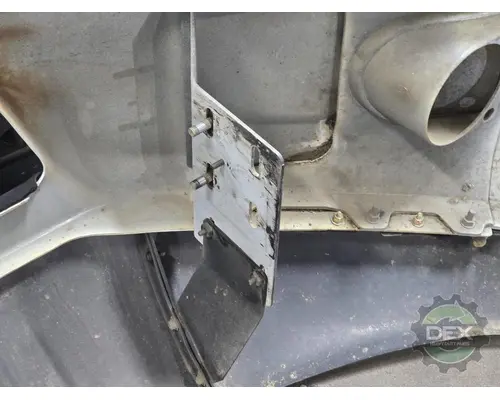 VOLVO VNR Bumper Assembly, Front