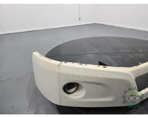 VOLVO VNR Bumper Assembly, Front