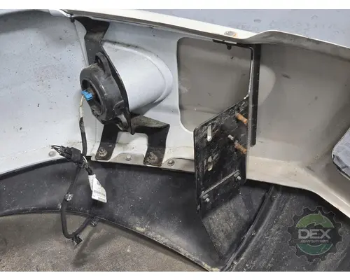 VOLVO VNR Bumper Assembly, Front