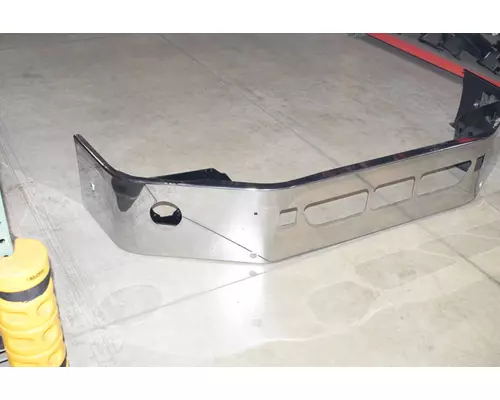 VOLVO VNR Bumper