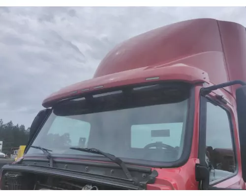 VOLVO VNR CAB CLIP
