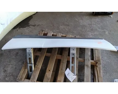 VOLVO VNR CAB EXTENSION