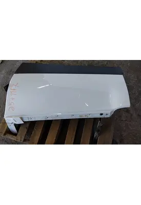 VOLVO VNR CAB EXTENSION