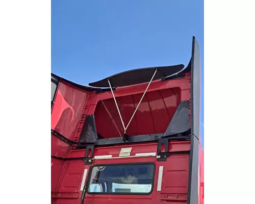 VOLVO VNR CAB EXTENSION