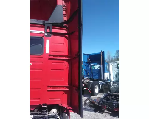 VOLVO VNR CAB EXTENSION