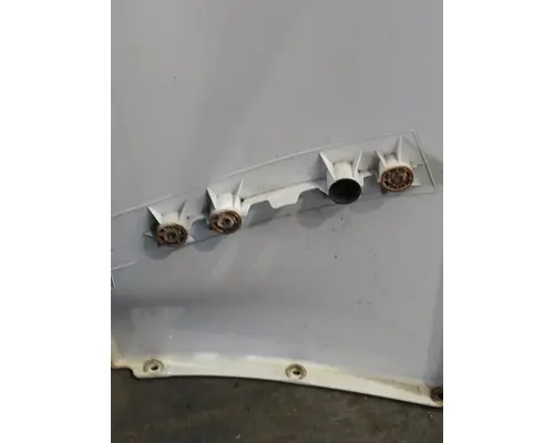 VOLVO VNR CAB EXTENSION
