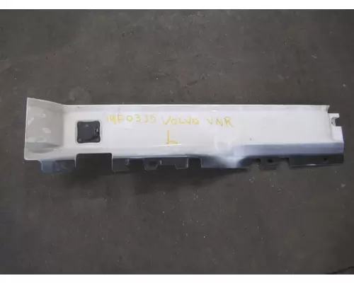 VOLVO VNR CAB SKIRT FILLER PANEL