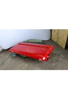 VOLVO VNR CAB SKIRT/SIDE FAIRING