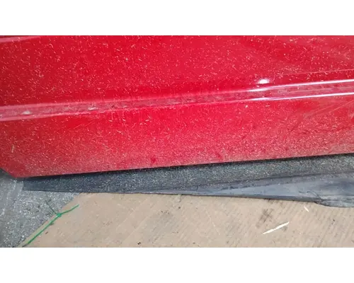 VOLVO VNR CAB SKIRTSIDE FAIRING