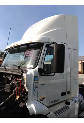 VOLVO VNR CAB