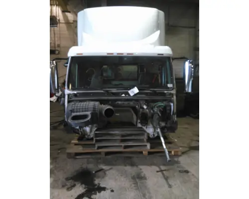 VOLVO VNR CAB