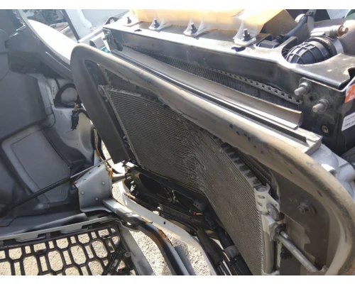 VOLVO VNR COOLING ASSEMBLY (RAD, COND, ATAAC)