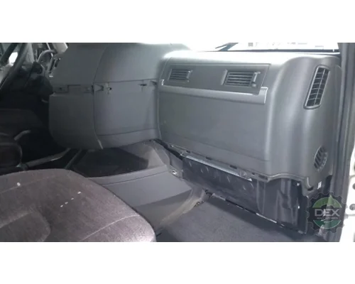 VOLVO VNR Cab