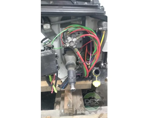 VOLVO VNR Cab