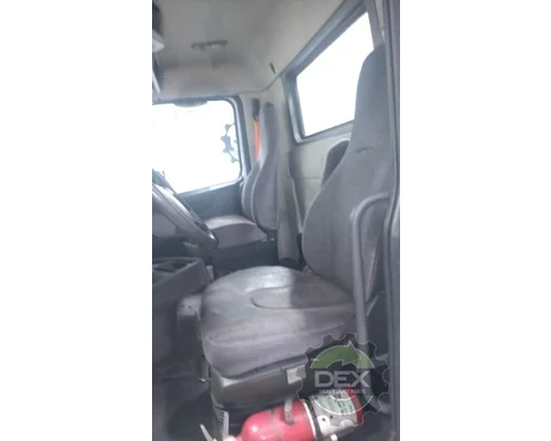 VOLVO VNR Cab