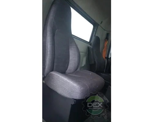 VOLVO VNR Cab