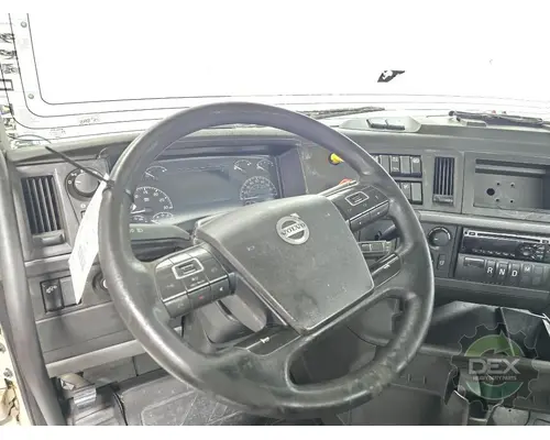 VOLVO VNR Cab