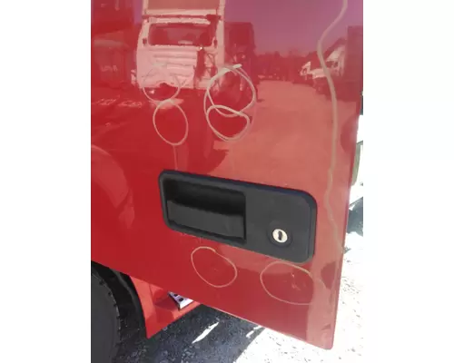 VOLVO VNR DOOR HANDLE