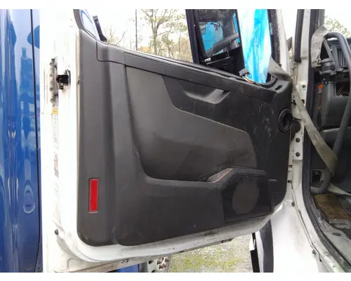 VOLVO VNR DOOR INTERIOR PANEL