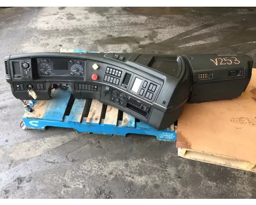 VOLVO VNR Dash Assembly