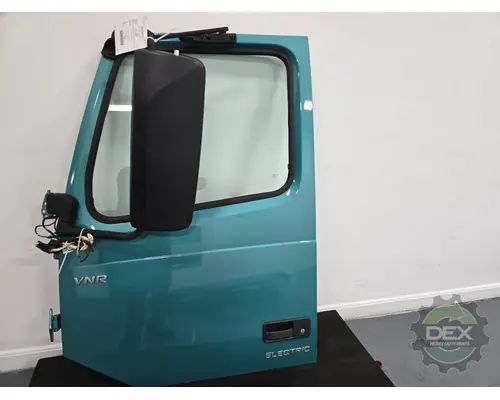 VOLVO VNR Door Assembly, Front