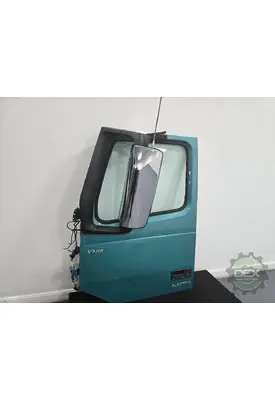 VOLVO VNR Door Assembly, Front